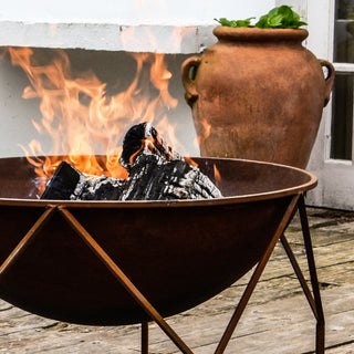 Outdoor Buckingham Fire Pit Rust