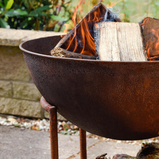 Outdoor Cast Iron Fire Pit on Stand in Rust