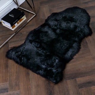 Black Sheepskin Rug Large